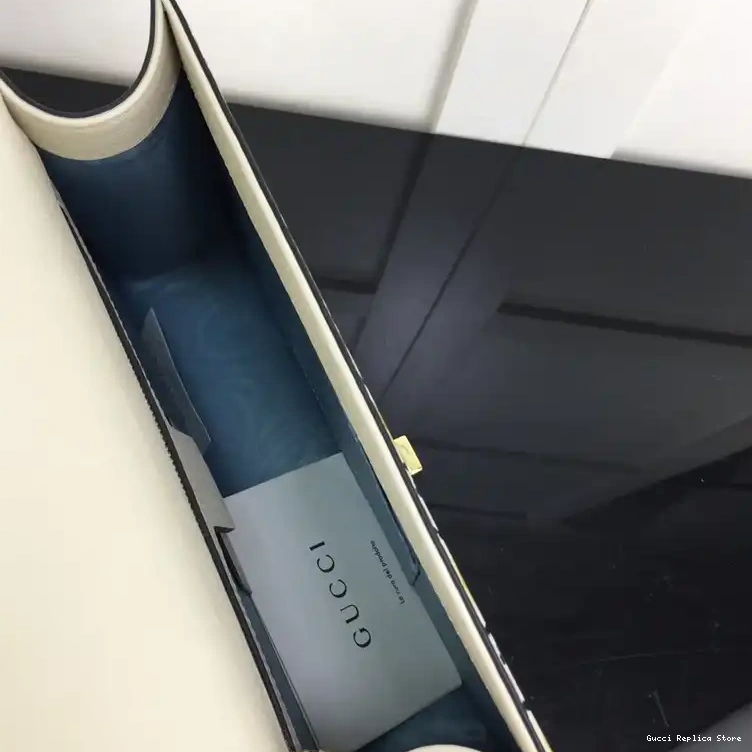 REP 2210YA0074 Bag Gucci 0504